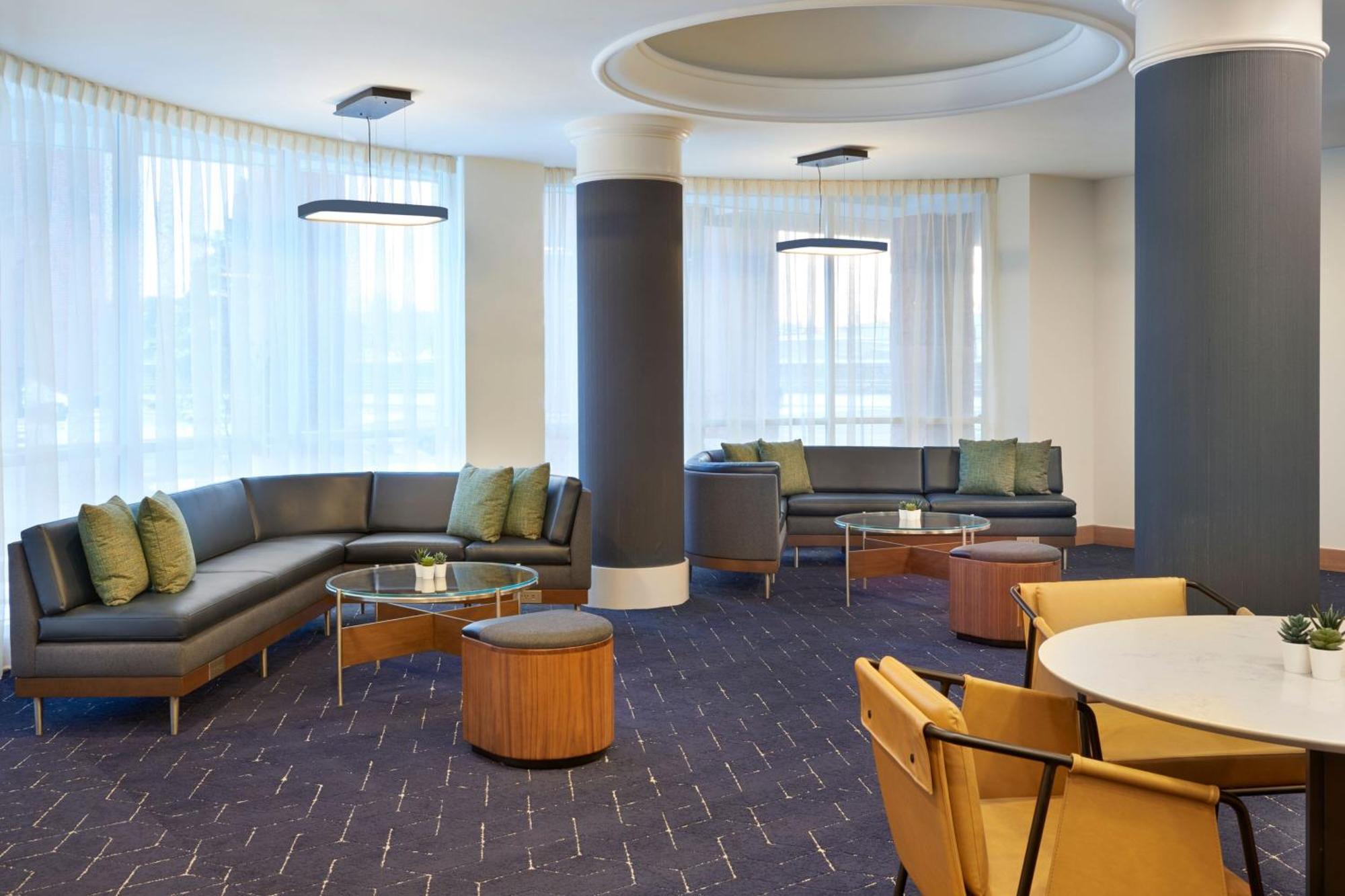 คอร์ตยาร์ด บาย แมริออท มาร์คแคม Hotel มาร์คัม ภายนอก รูปภาพ