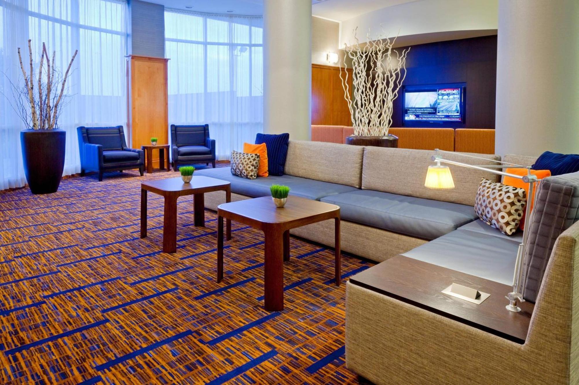 คอร์ตยาร์ด บาย แมริออท มาร์คแคม Hotel มาร์คัม ภายนอก รูปภาพ